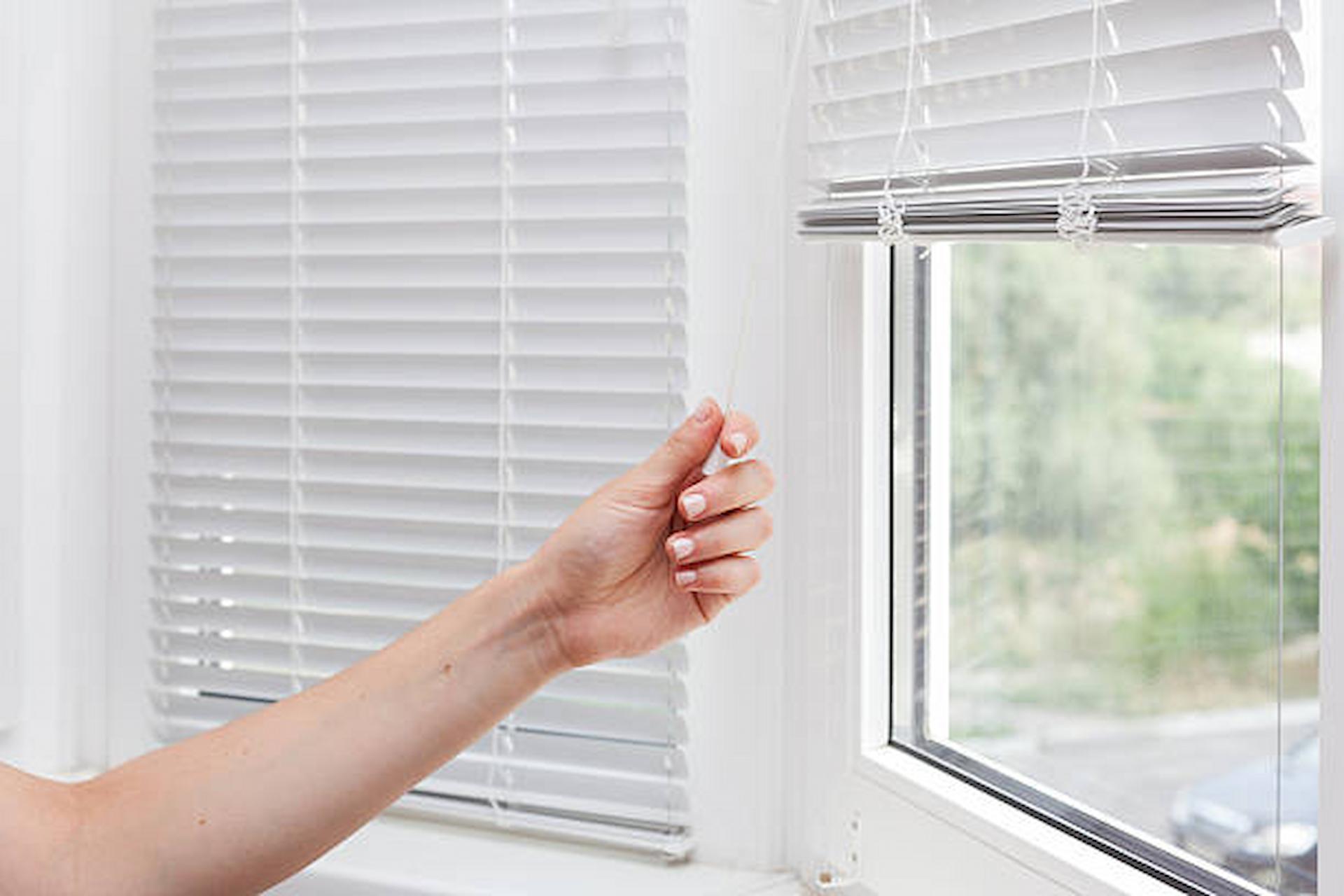 5 Reasons To Invest In Made To Measure Electric Blinds