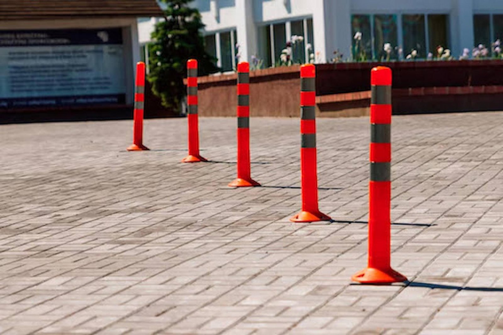 The Importance of Bollards in Pedestrian and Vehicle Safety