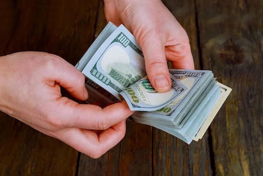 When Does a Pay Day Loan Make Sense — And When Should You Avoid One?